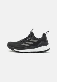 Non sélectionné, core black/grey four/footwear white