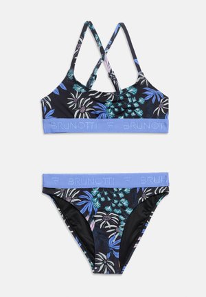 Costum de baie două piese cu bază neagră, model floral albastru și benzi elastice albastre marcate „Brunotti”, cu un design cu bretele încrucișate pe spate la partea de sus.