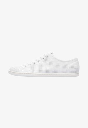 UNO - Sneakers basse - white