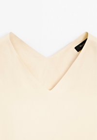 Thumbnail Image 7