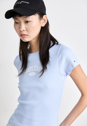 SLIM VARSITY TEE - Print T-shirt - sweet blue
