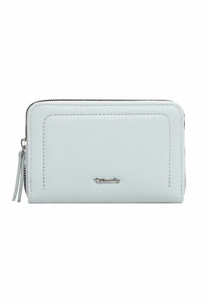 Lyseblå tekstureret læderpung med dobbeltrum og en lille sølv Tamaris-logo centreret på forsiden.