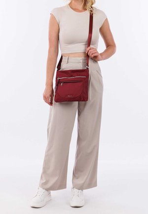 Tamaris, Sac bandoulière - dark red