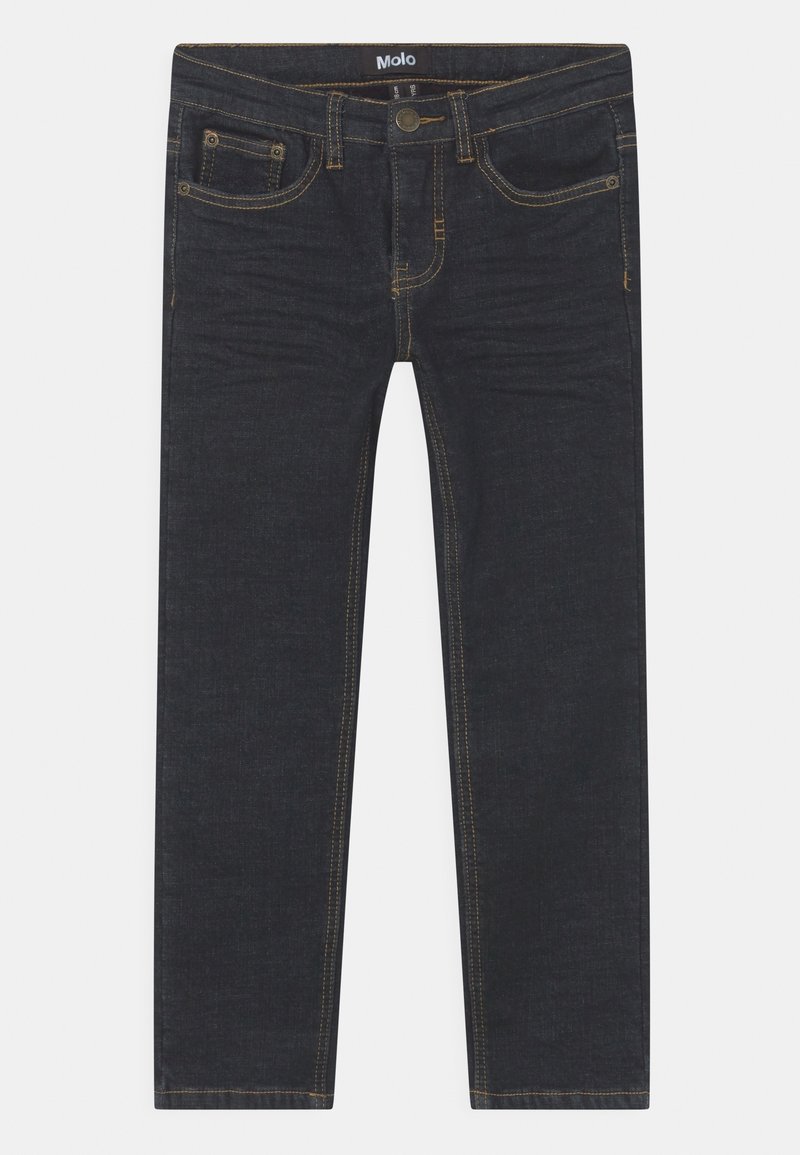 Jean en denim bleu foncé avec couture jaune, style à cinq poches et fermeture par bouton, posé à plat sur un fond blanc.