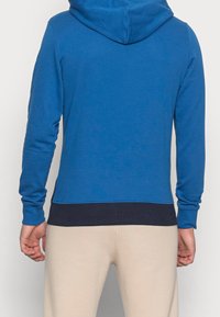 Jack & Jones Felpa con cappuccio - blue