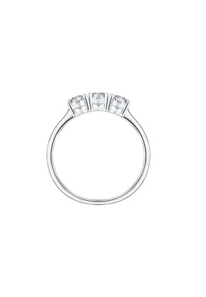 Anello tre pietre con una fascia in argento lucido e tre pietre trasparenti tagliate rotonde montate in griffe. Design semplice ed elegante.