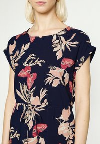 Vero Moda Vardagsklänning - dark blue