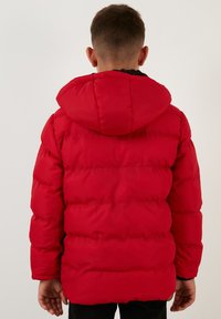 LELA REGULAR FIT - Winter jacket - red