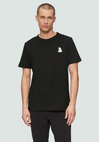 s.Oliver MIT HALLOWEEN-STICKEREI - T-shirt print - schwarz