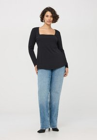 Terranova CON SCOLLO QUADRATO - Maglietta a manica lunga - nero