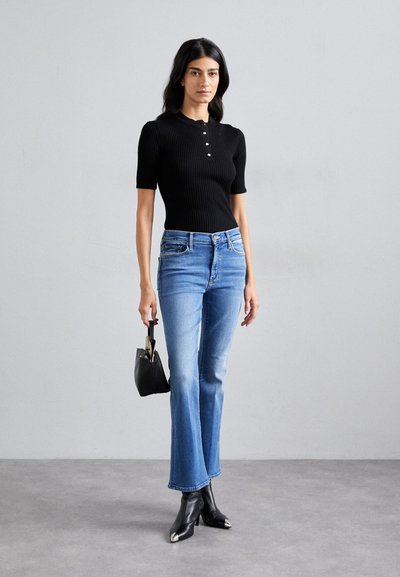 Mother LIL WEEKENDER - Vaqueros bootcut - blue denim