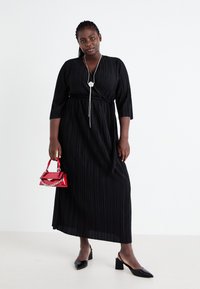Vero Moda Curve VMCELVY ANKLE DRESS - Rochie maxi - black
