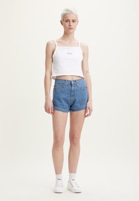 Levi's® - MOM A LINE SHORT - Farmer rövidnadrágok - light blue denim Miniatűr kép 1