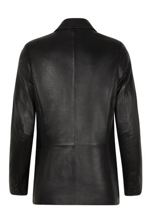 Schwarze Lederjacke, taillierte Silhouette, Reverskragen, glatte Textur, einzelner Schlitz, Knopfakzente an den Ärmeln, sauberes, minimalistisches Design.
