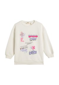 Biała dziecięca bluza z kolorowym tekstem w stylu graffiti, kwiatami oraz hasłami takimi jak "4EALS FREZ YOUR CHOICE" i "REBEL."