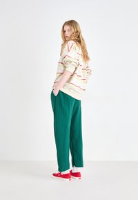 GAP WIDE LEG EASY PANT GAUZE - Pantaloni - rain forest