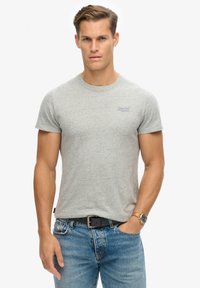Unselected, frosted navy grit