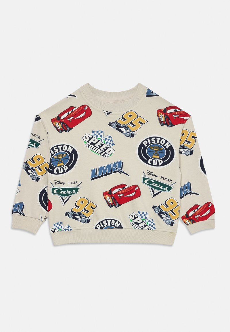 Ljusbeige sweatshirt med färgglada tecknade bilgrafik, inklusive "95" och "Piston Cup"-logotyper, med ribbade muddar och halsringning.