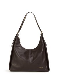 Dunkelbraune Leder-Hobo-Tasche mit geschwungener Form, abnehmbarem Riemen und goldfarbenen Logodetails. Glatte Textur ohne sichtbare Muster.