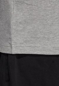 adidas Performance Camiseta estampada - grey