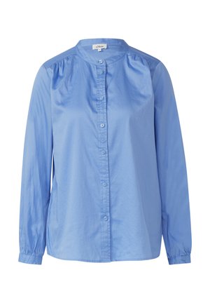 Lichtblauwe lange mouwen overhemd met een mandarin kraag, zachte textuur, voorplacket en geplooide schouderdetails.