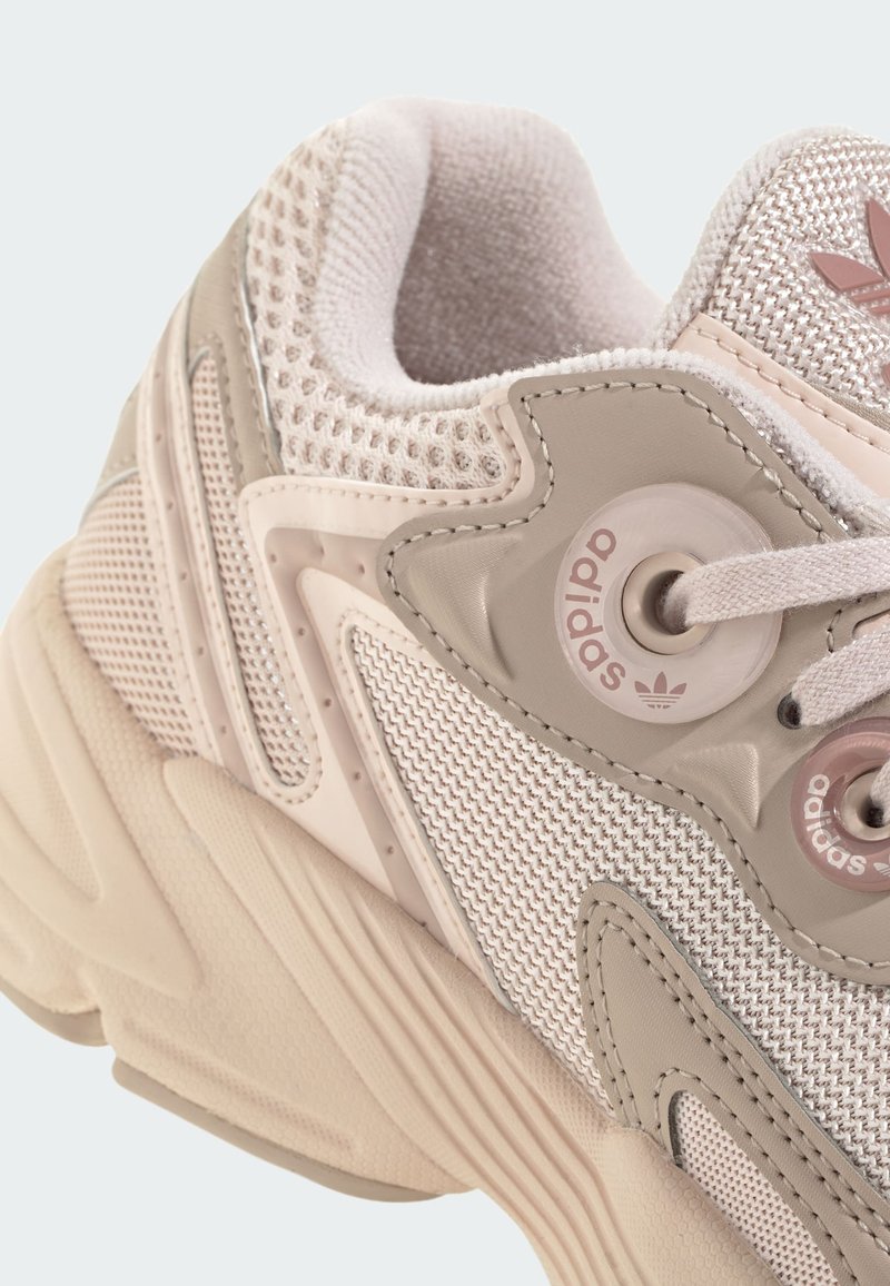 adidas Originals ASTIR - Trainers - quartz/wonder taupe/warm clay/taupe -  Zalando