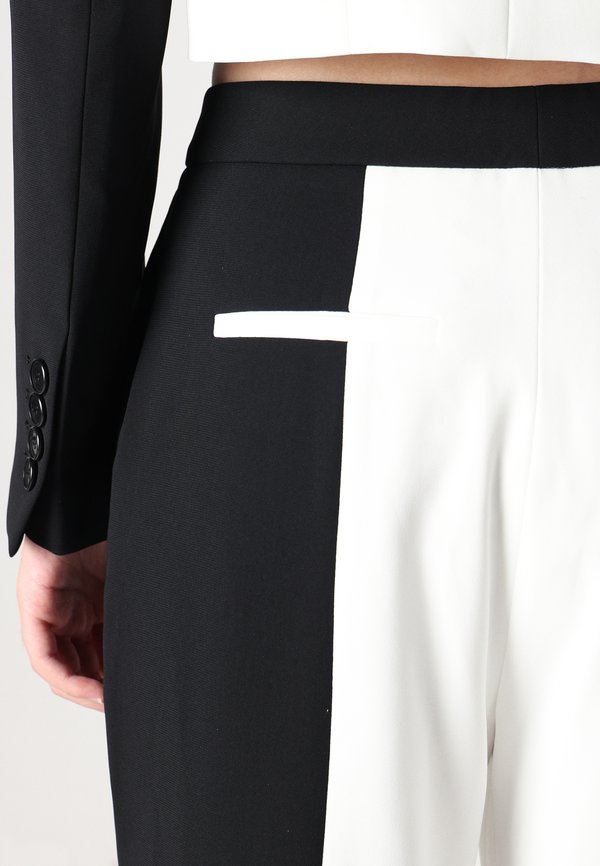 COLOUR BLOCK CIGARETTE PANTS - Trousers3