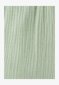 Nevybrané, sage green