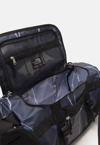 The North Face BASE CAMP DUFFEL - XS - Bolsa de viaje - summit navy/black