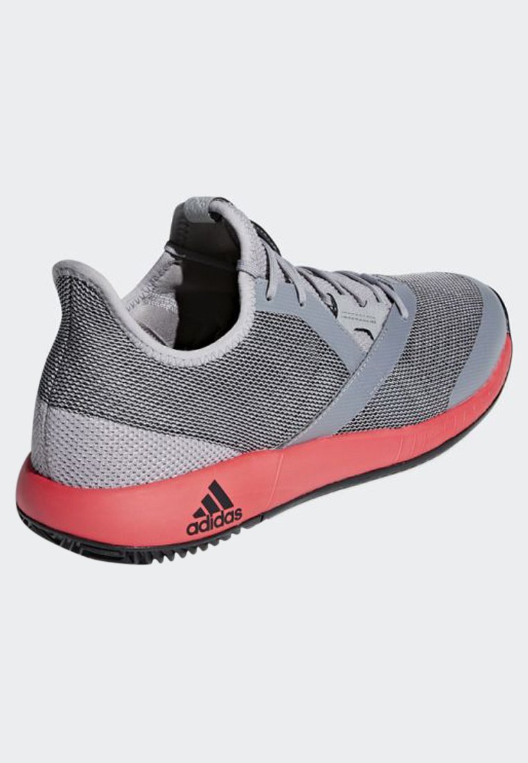 adidas Performance ADIZERO DEFIANT 