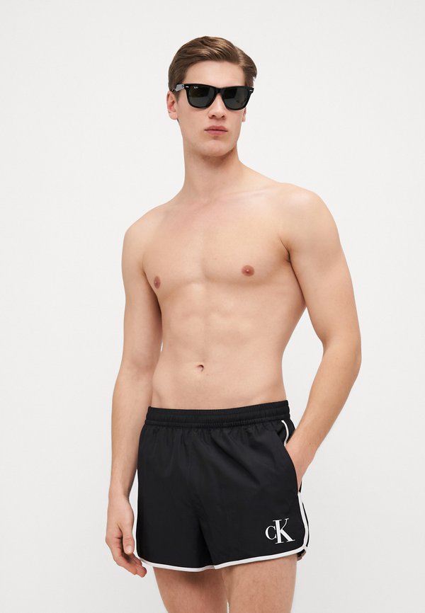 RUNNER - Swimming shorts4