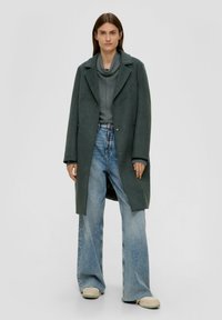 s.Oliver MIT STRUKTUR - Sweater - olivgrün