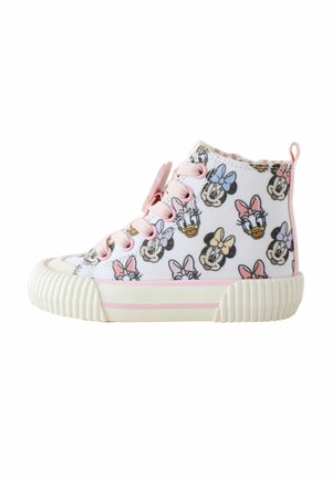 Hohe Sneaker aus weißem Canvas mit pinkfarbenen Akzenten und einem durchgehenden Muster aus Cartoon-Gesichtern. Gummisohle mit geriffelter Textur.