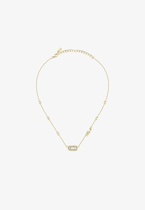 Collana in oro con ciondolo rettangolare decorato con pietre trasparenti, intervallato da elementi quadrati lungo la catena. Chiusura con gancio regolabile.