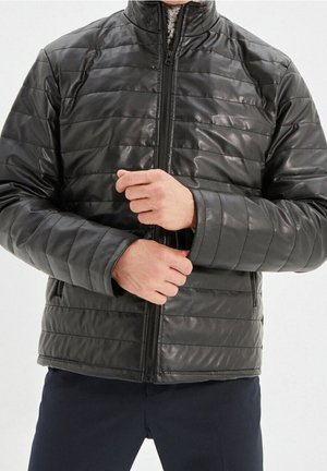 Wintermantel - black
