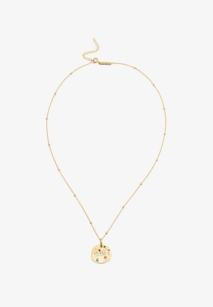 Gouden ketting met kleine kralen en een ronde hanger gegraveerd met "MAMA" en versierd met meerkleurige kleine edelstenen.