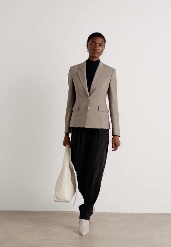 JIA - Blazer - open miscellaneous4