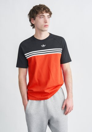 CHEST - T-shirt con stampa - better scarlet/black