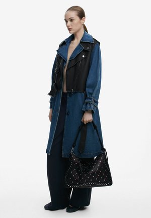 Desigual Handtas - black