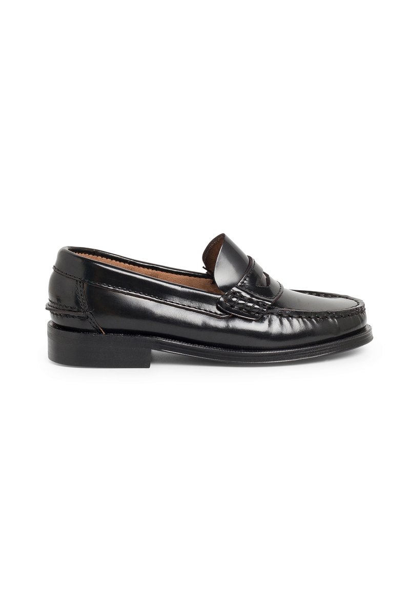 Sort læderloafer med en blank finish, der har en møntslot, syede detaljer på overdelen og en lav, rektangulær hæl.