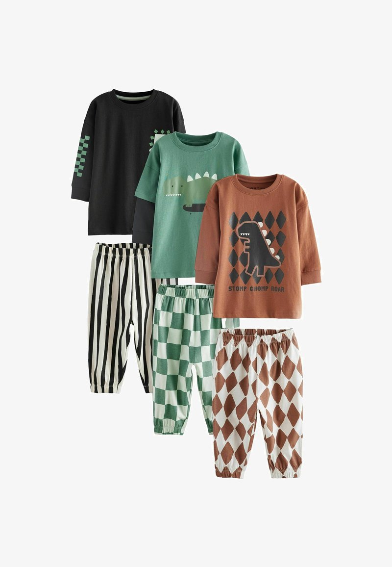 Set aus fünf Kinderoutfits mit Baumwoll-T-Shirts mit Dinosaurier-Drucken und gemusterten Hosen in Streifen, Karos und Rauten, in Grün, Schwarz und Braun.