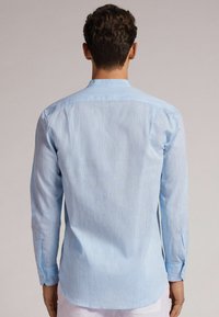 IUMAN Intimissimi Uomo MANDARIN-COLLAR - Košile - hellblau  i   light blue