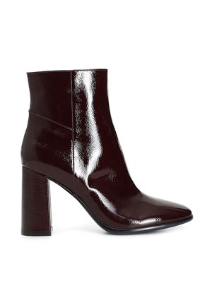 Enkellaarsjes met hoge hak - burgundy