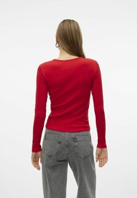 Vero Moda VMCHLOE SHORT - Longsleeve - salsa