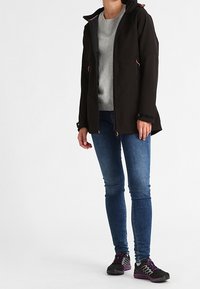 Icepeak Cappotto corto - black
