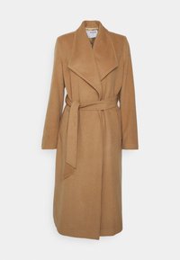 Camel-farbener langer Wollmantel mit breiten Revers und gebundenem Taillengürtel, entworfen für Frauen.