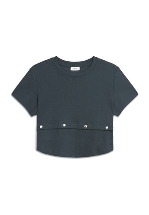 T-shirt cropped grigio scuro realizzato in tessuto a coste, con maniche corte e tre borchie argentate lungo l'orlo inferiore.