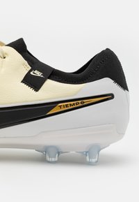 Nike Performance TIEMPO LEGEND 10 PRO AG - Jalkapallokengät tekonurmi - lemonade/black/metallic gold coin