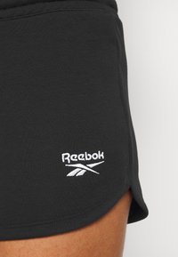 Reebok Urheilushortsit - black