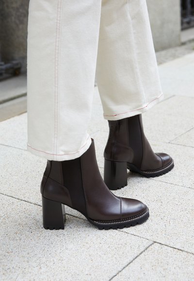 See by Chloé MALLORY - Botins de salto alto - dark brown